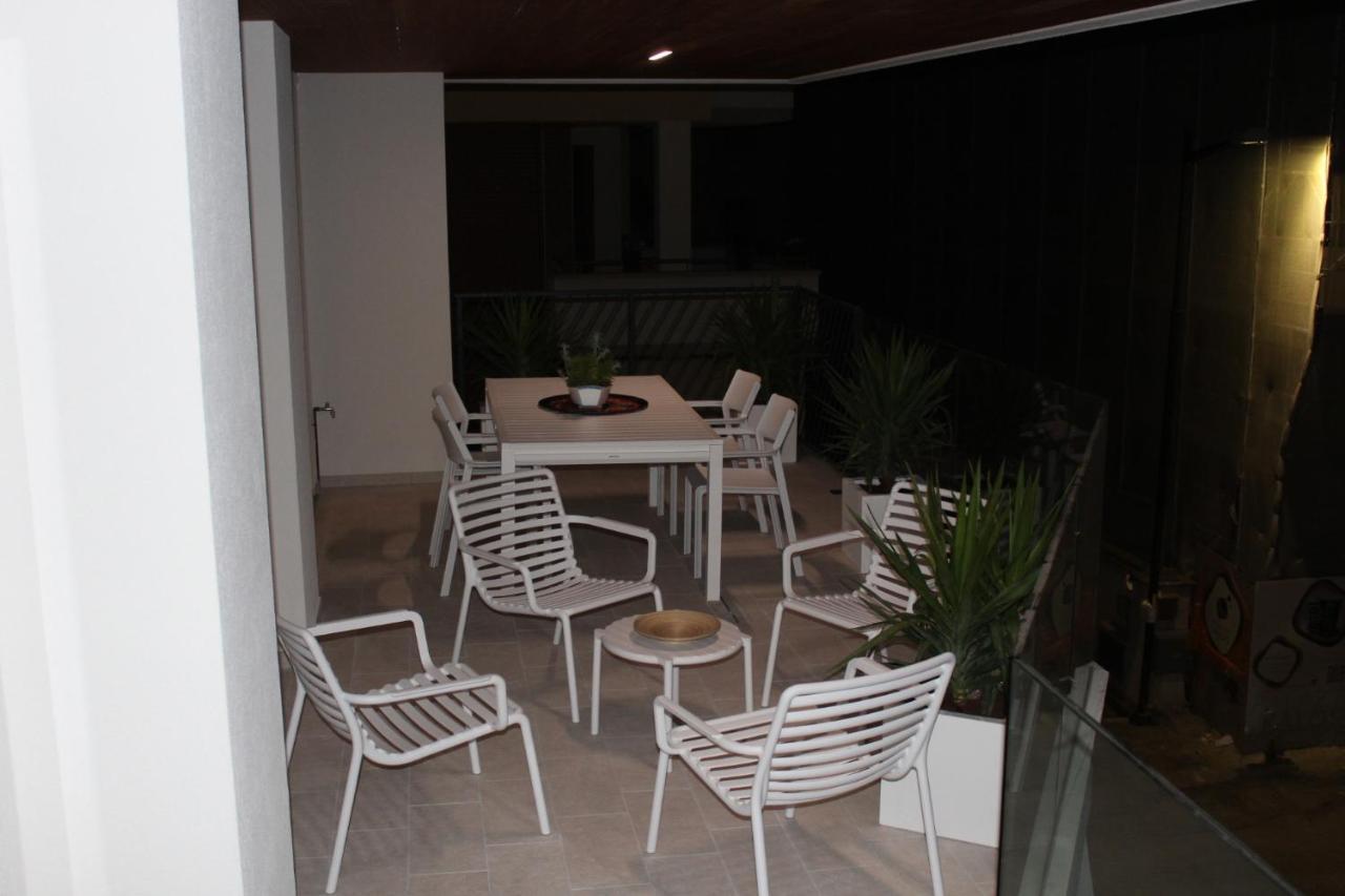 Novatek Apartment 201 Exclusive Pescara Esterno foto
