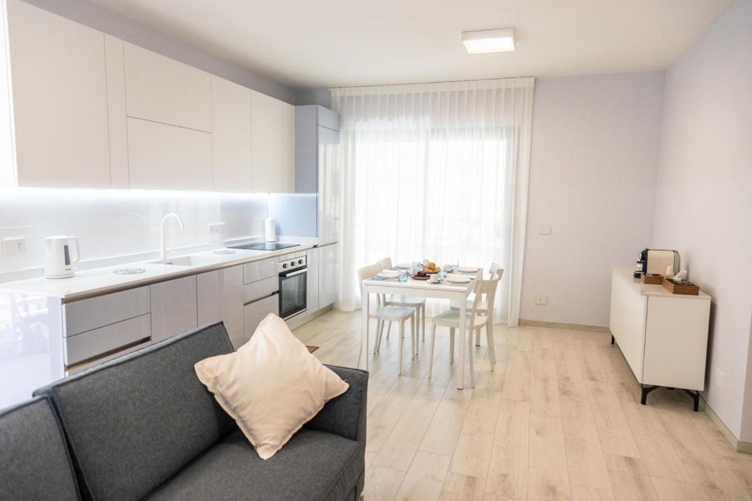 Novatek Apartment 201 Exclusive Pescara Esterno foto